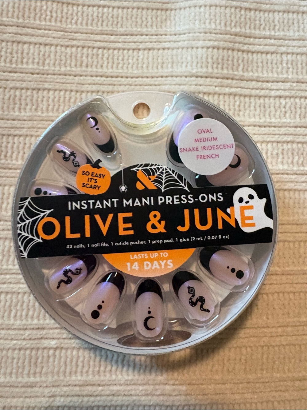 Olive & June Iridescent French Instant Mani Press-Ons Halloween